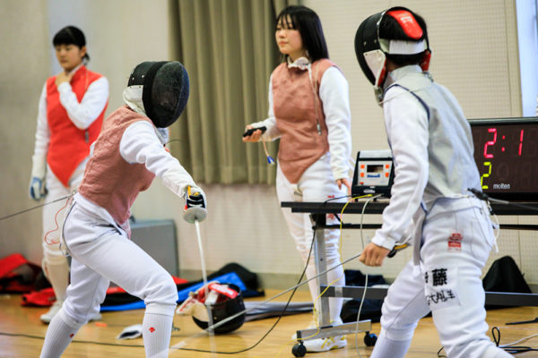 フェンシング部 運動部 部活動紹介 高等学校のご案内 東海大学付属静岡翔洋高等学校 中等部